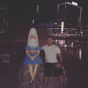 Meet your Posher, Larry